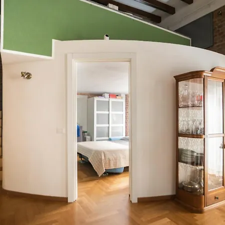 Homestay Boiardo - In A Cozy Design Loft *